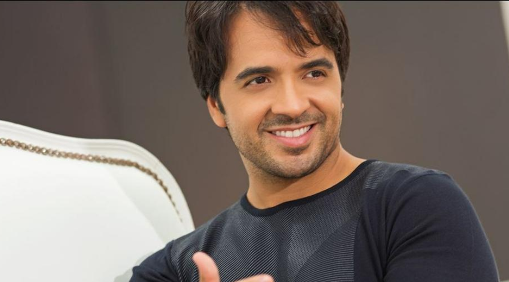 Luis Fonsi Net Worth